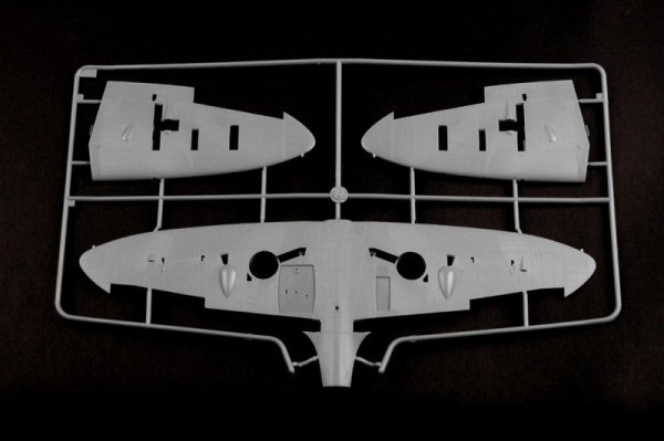 Hobby Boss 83206 Spitfire MK.Vb/Trop (1:32)