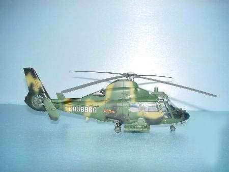 Trumpeter 02802 Harbin Z-9G Armed Helicopter 1/48