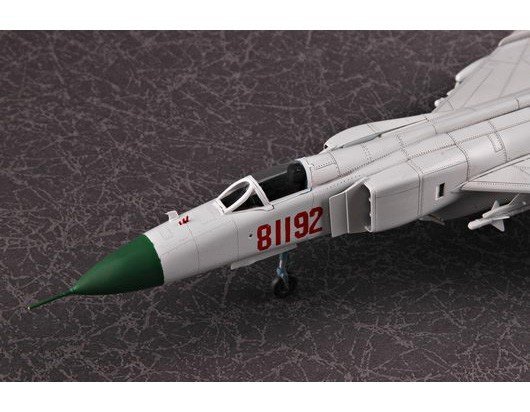 Trumpeter 01610 Shenyang F-8 Finback-B (1:72)