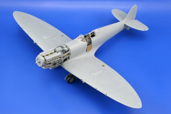 Eduard 32249 Spitfire Mk.IX exterior TAMIYA 1/32