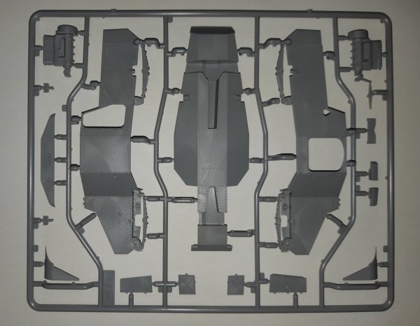ICM 35377 Panzerspahwagen P 204 (f) with CDM turret, WWII German Armoured Vehicle 1/35