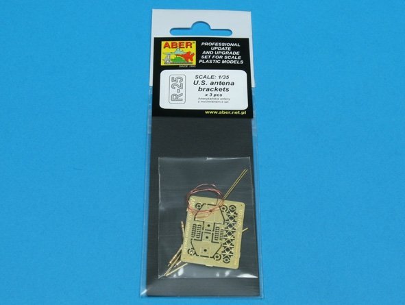 Aber R-25 US antenna and brackets (set of 3 pcs) (1:35)