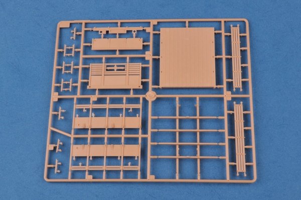 Hobby Boss 83832 US GMC CCKW-352 Wood Cargo Truck