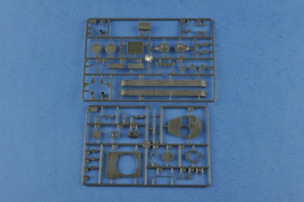 Hobby Boss 83810 Soviet T-26 Light Infantry Tank Mod.1936-1937 (1:35)