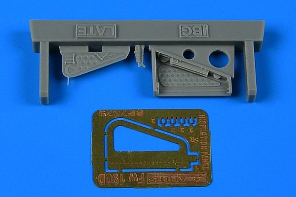 Aires 7379 Fw 190D inspection panel - late 1/72 IBG