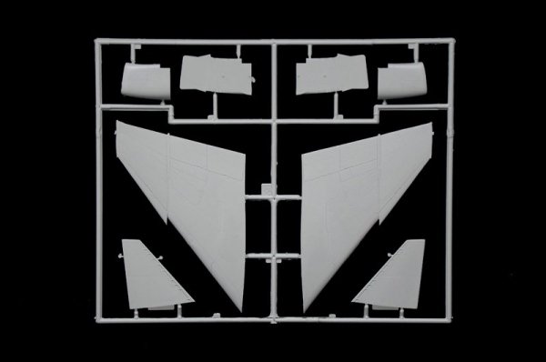 Italeri 2781 F-4J PHANTOM ll (1:48)