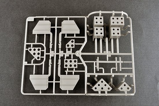 Trumpeter 00928 German Sd.Kfz.171 Panther Ausf.G - Early Version 1/16