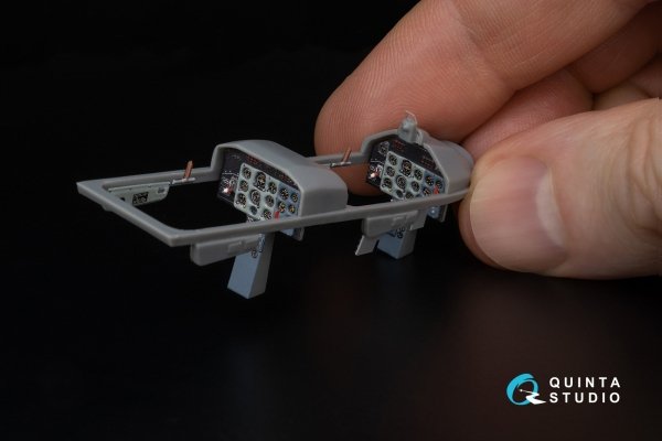 Quinta Studio QD48632 L-39C 3D-Printed &amp; coloured Interior on decal paper (Special Hobby) 1/48