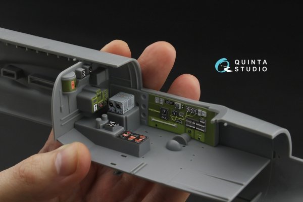Quinta Studio QDS-32250  A-26C Invader 3D-Printed &amp; coloured Interior on decal paper (Hobby Boss) (with 3D-printed resin parts) 1/32