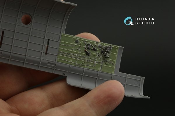 Quinta Studio QD+48379 Bristol Beaufort Mk.I 3D-Printed &amp; coloured Interior on decal paper (ICM) (with 3D-printed resin parts) 1/48
