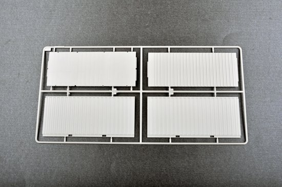 Trumpeter 01029 20ft Container 1/35