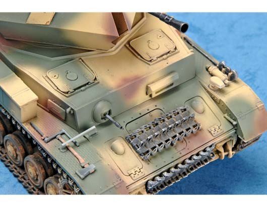 Trumpeter 01520 German 3.7cm Flak 43 Flakpanzer IV (1:35)