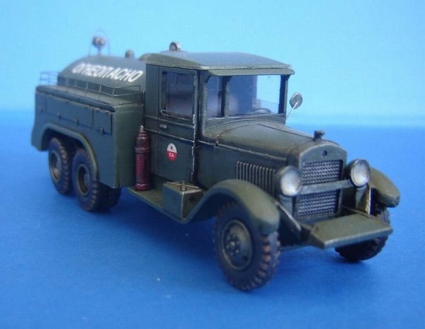 PST 72021 Fuel Truck BZ-35 1/72
