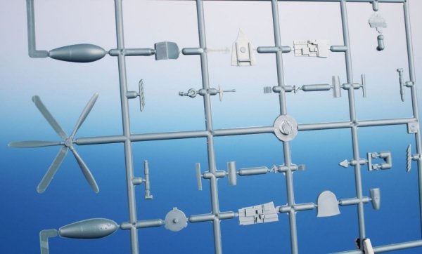 Special Hobby 72493 P-40F/L Warhawk 'Desert Hawks With Merlin' 1/72