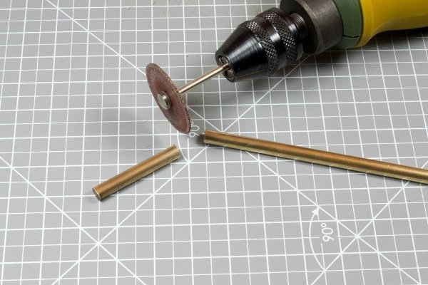 AK Interactive AK9117 BRASS PIPES 1.8MM Ø. 5 UNITS