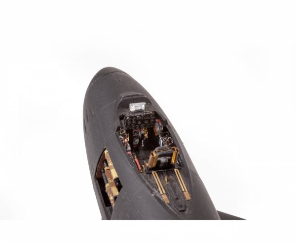 Eduard FE1499 F-86F-25/30 Airfix 1/48