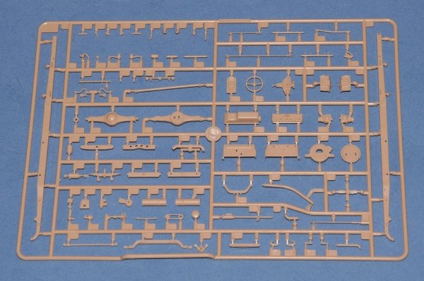 Hobby Boss 83886 Russian ZIS-5B Truck 1/35