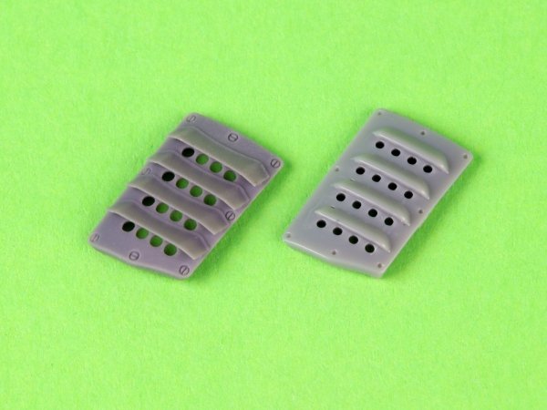 Master AM-32-144 P-51 Mustang - pokrywa wlotu powietrza do gaźnika - typ z żaluzjami dla RAF - wersja B (do modelu Zoukei-Mura) 1/32