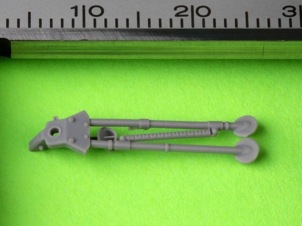 Master GM-35-089 Złożony trójnóg M2 do karabinu  Browning M1919 .30 cal (7,62mm) (1 szt.) 1/35