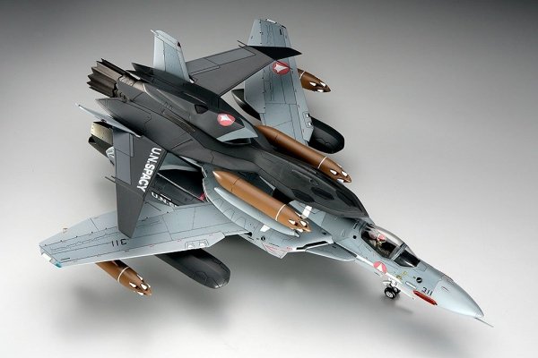 Hasegawa 65777 VF-0A/S w/Ghost &quot;Macross Zero&quot; 1/72