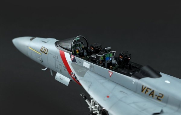 Meng LS-016 BOEING F/A-18F SUPER HORNET BOUNTY HUNTERS 1/48