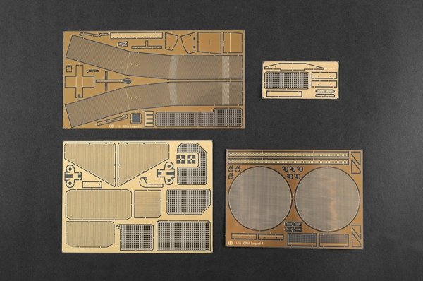 Trumpeter 00966 German Leopard 2 A6 MBT 1/16