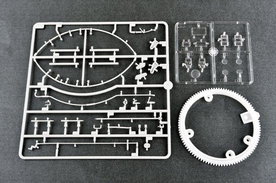 Trumpeter 00924 Russian T-72B MBT 1/16