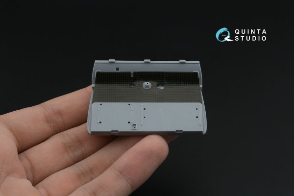 Quinta Studio QR35045 Ural-4320 floor mat, type 2 (Zvezda) 1/35