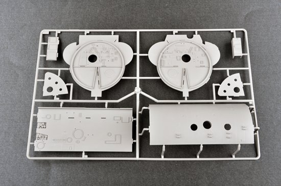 Trumpeter 06801 DKM U-Boat Type VIIC U-552 1/48