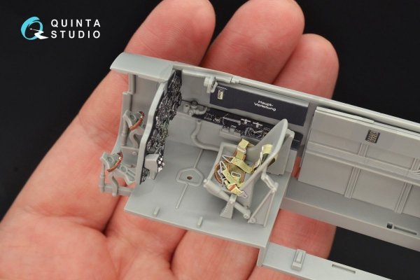 Quinta Studio QD32063 Bf 110C/D 3D-Printed &amp; coloured Interior on decal paper (for Dragon kit) 1/32