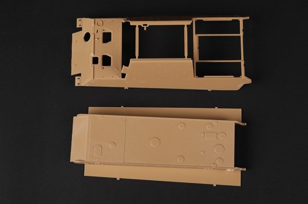 Hobby Boss 84562 German &quot;Tiger&quot; tank destroyer (Henschel type) 1/35
