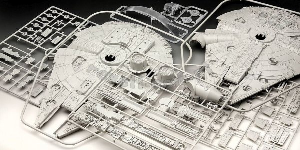 Revell 05659 Millennium Falcon 1/72