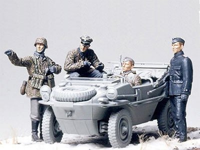 Tamiya 35253 German Panzer Division &quot;Frontline Reconnaissance Team&quot; (1:35)