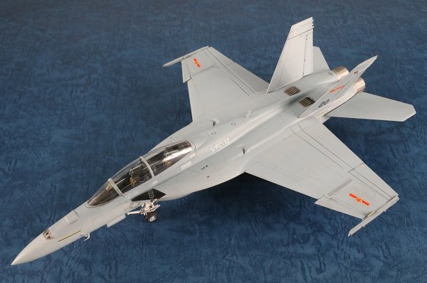 Hobby Boss 85819 F/A-18F Super Hornet VFC-12 1/48