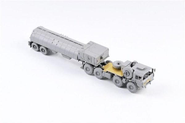 Modelcollect UA72340 Nato M1014 MAN Tractor &amp; BGM-109G Ground Launched Cruise Missile 1/72