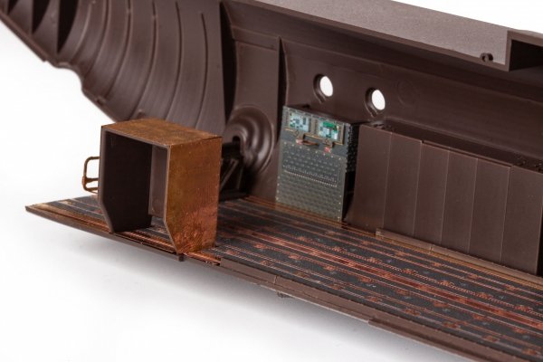 Eduard 73813 AC-130J cargo floor ZVEZDA 1/72