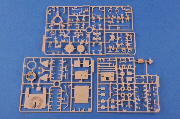 Hobby Boss 80140 German 2cm Flak 38 Pz.Kpfw .38 (t) (1:35)