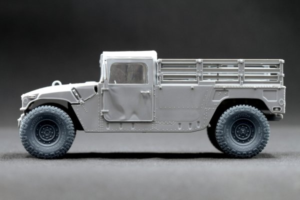 ScaleX WM 35002 HMMWV MT/R 12-bolt Ordinary wheel set (for Academy, ICM) 1/35