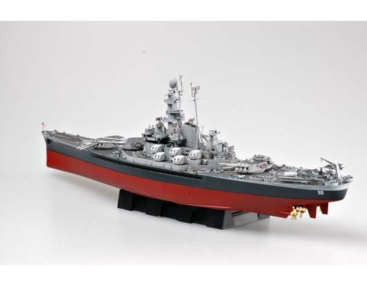 Trumpeter 05306 USS MASSACHUSETTS BB-59 (1:350)
