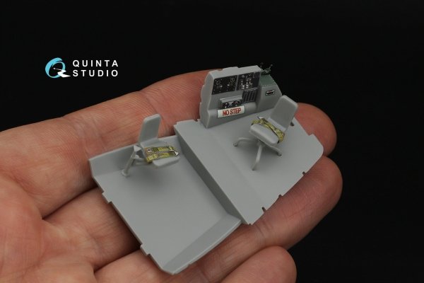 Quinta Studio QDS-48542 Boeing B-17F 3D-Printed &amp; coloured Interior on decal paper (HK models, Eduard) (small version) 1/48