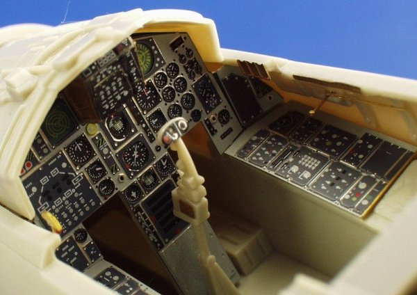 Eduard 32532 F-15C interior 1/32 Tamiya