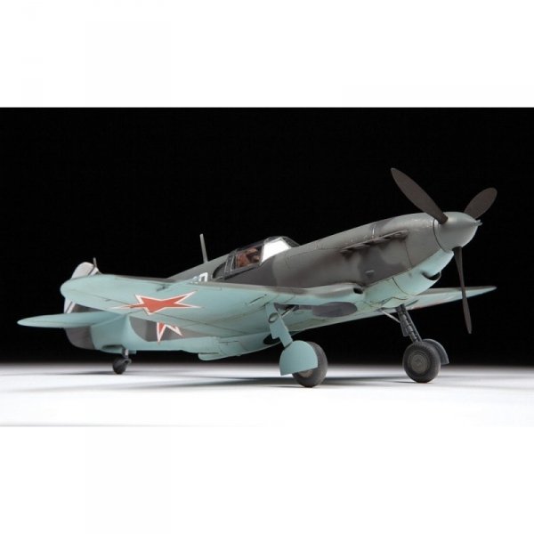 Zvezda 4833 LaGG-3 SOVIET WWII FIGHTER 1/48