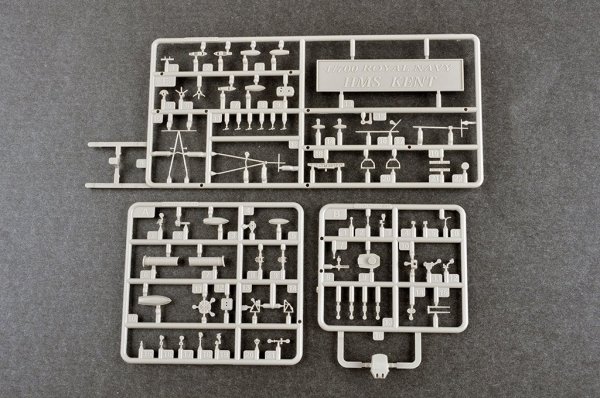 Trumpeter 06735 HMS Kent 1/700