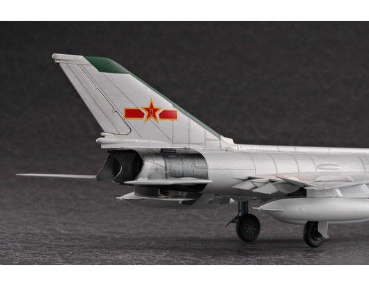Trumpeter 01610 Shenyang F-8 Finback-B (1:72)