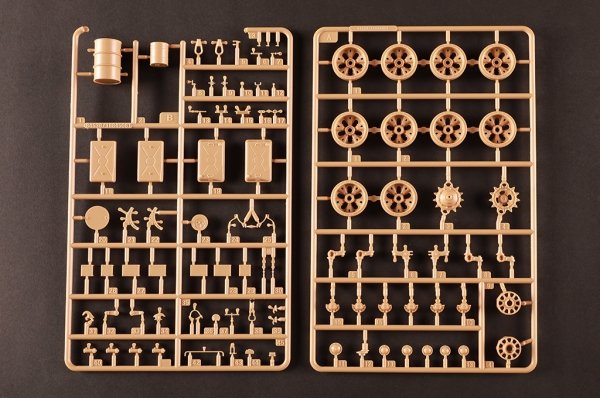 Hobby Boss 84538 Soviet T-54 Medium Tank 1/35