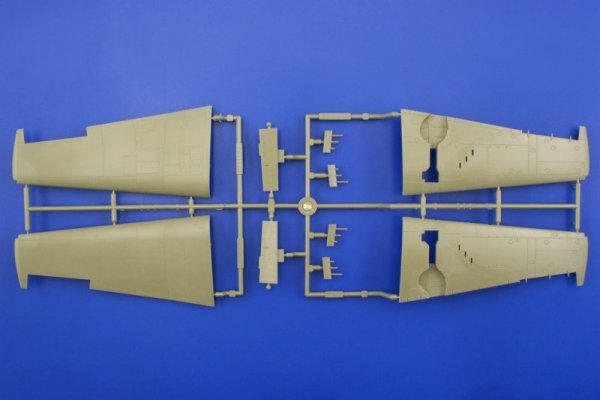 Eduard 8434 F6F-5 1/48 (1:48)