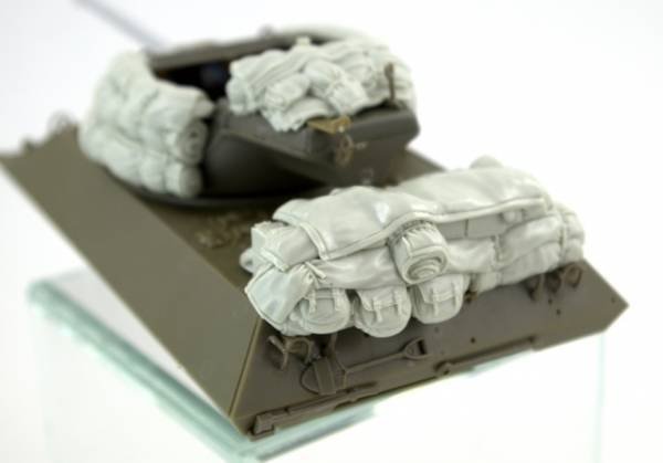 Panzer Art RE35-703 M36 “Jackson” stowage set 1/35