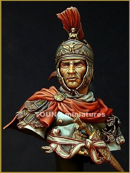 Young Miniatures YH1829 Roman Cavalry Officer 180 B.C. 1/10