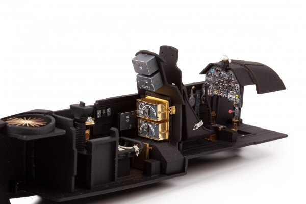 Eduard 321000 Ju 87G-1/2 BORDER MODEL 1/35