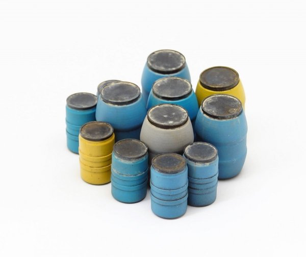 Panzer Art  RE35-526 Modern plastic barrels (200&amp;50l) 1/35